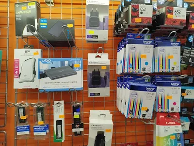 ZeusKomputery - serwis przeniesiony do Lubartowa (Rynek I/12)